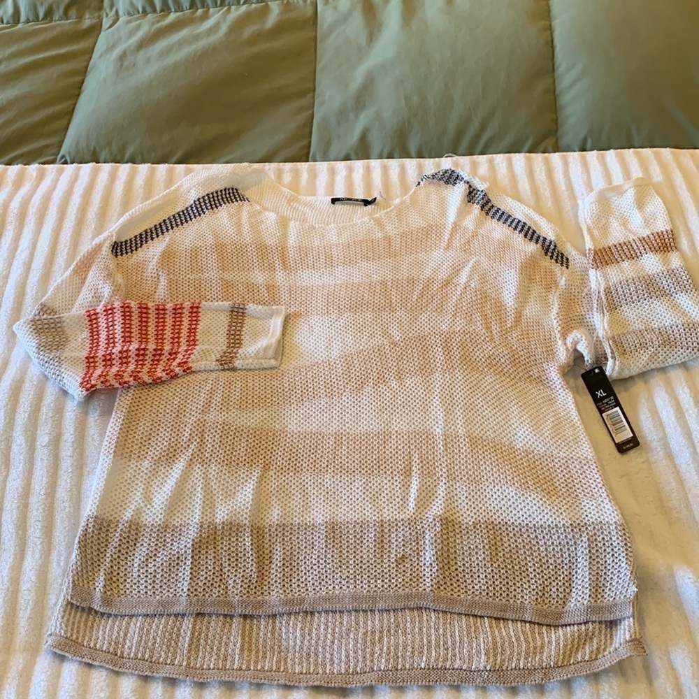 NWT soft&delicate Womens Light Weight Spring/Summer Sweater. Linen&Modal. XL.
